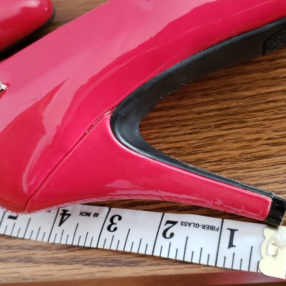 Red High Heels - Picture 8 of 8